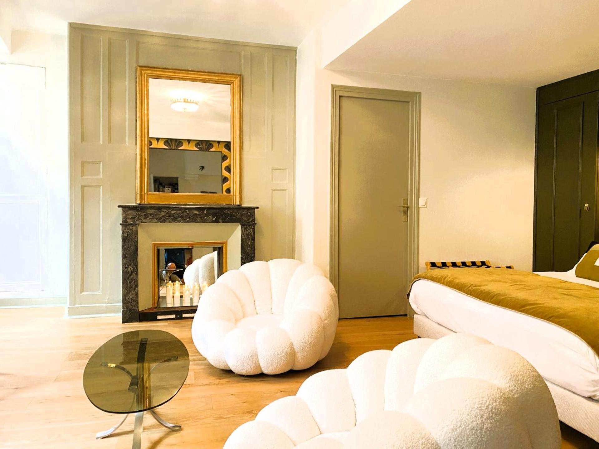 Appartement De Charme Au Coeur Du Centre Historique Tours Buitenkant foto
